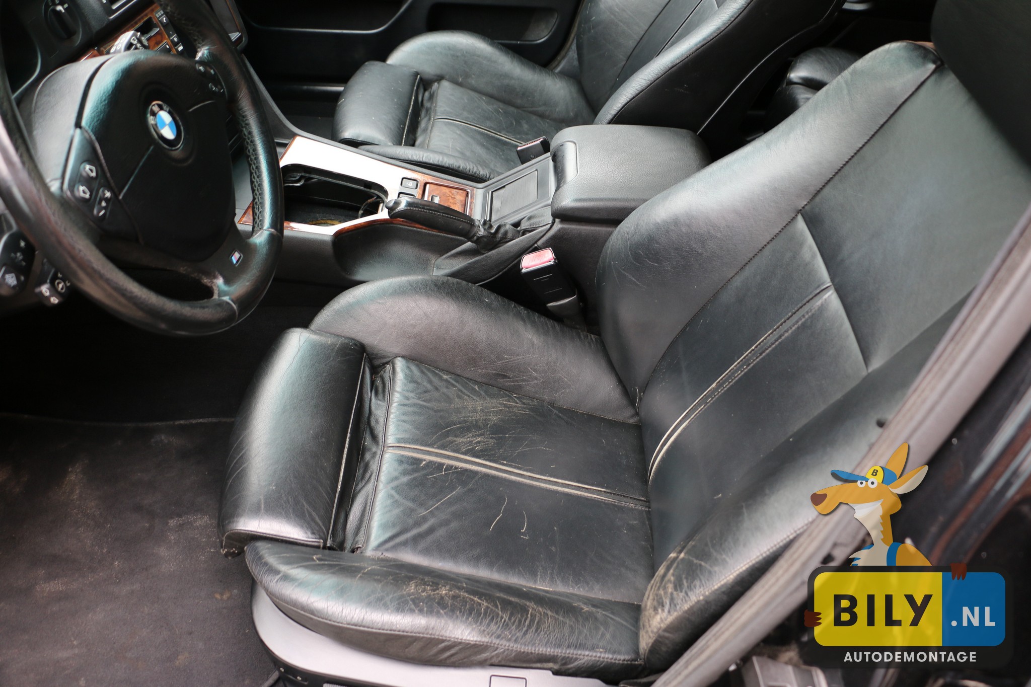 BMW E39 540i touring M62TU black saffier metallic - Afbeelding 9