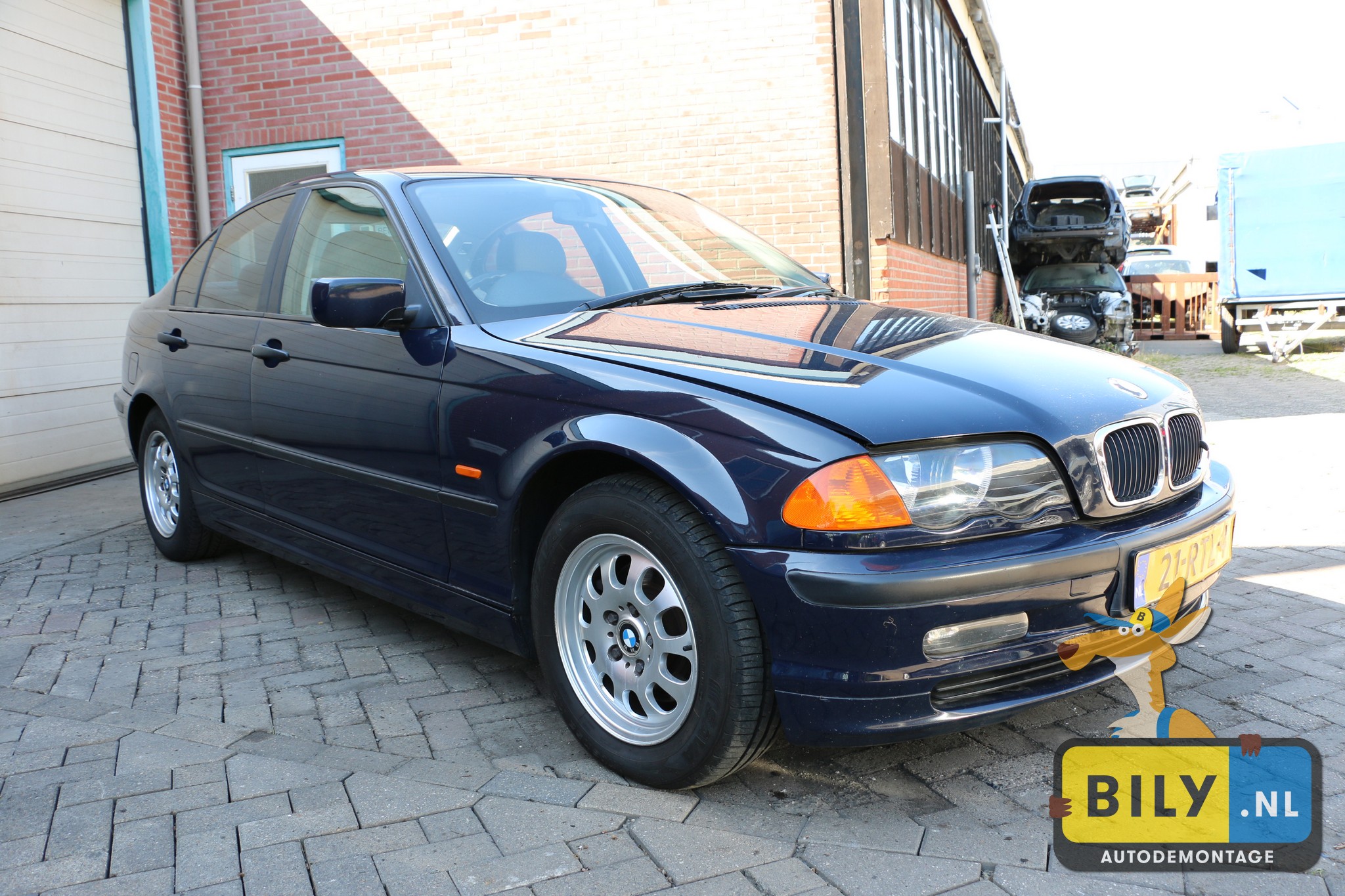 BMW E46 318i M43 sedan dunkelblauw - Afbeelding 3