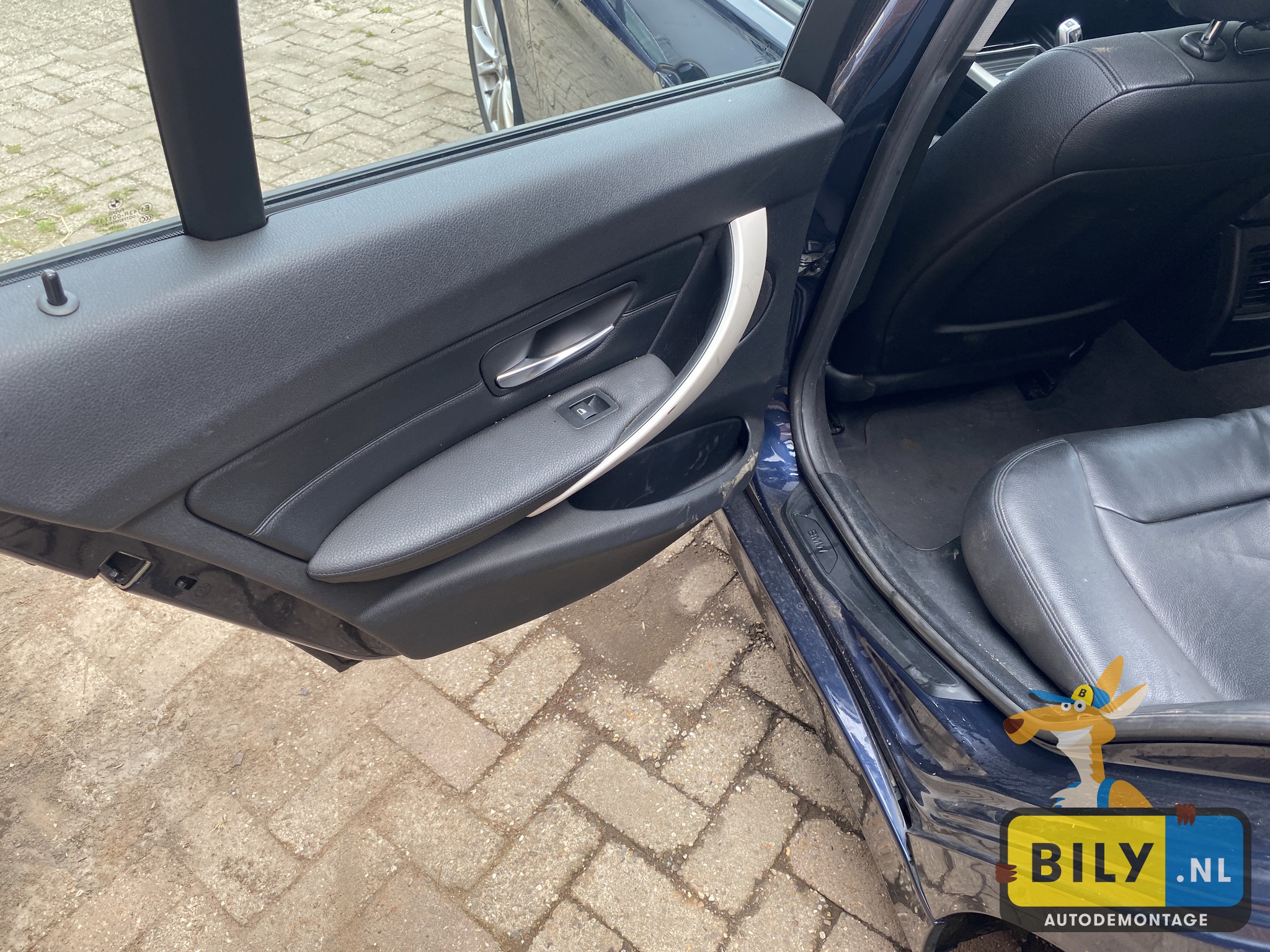 BMW F31 320D N47N imperialblauw brillanteffekt metallic - Afbeelding 12