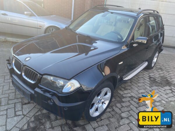 X3 E83 M54B25 black-sapphire metallic