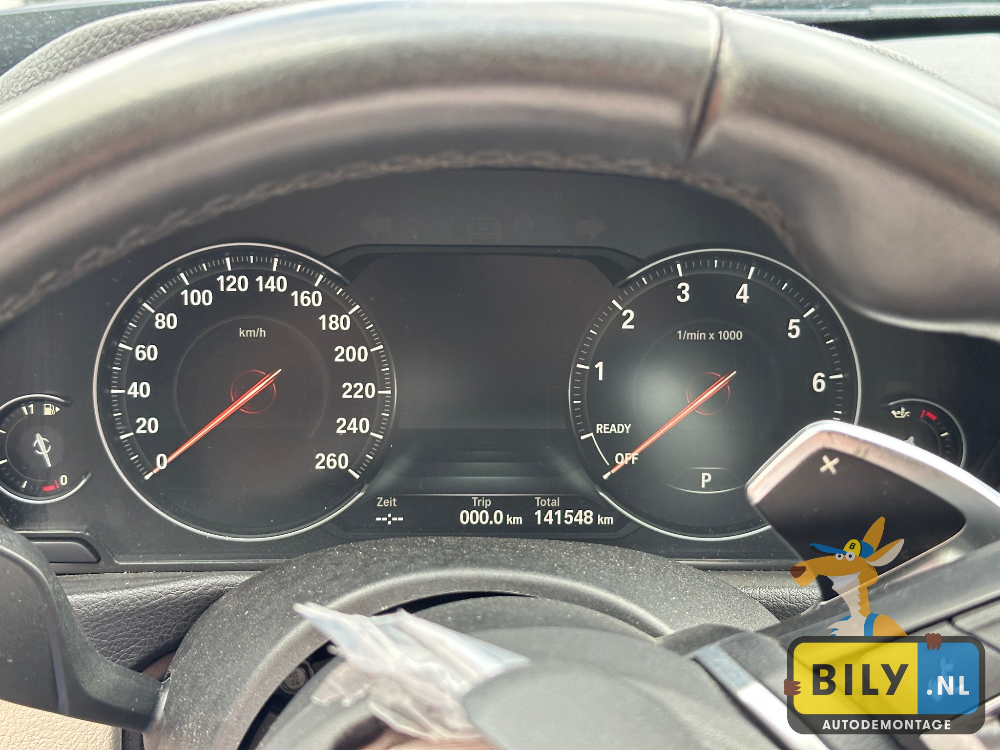 F31 320i B48M Black-sapphire metallic - Afbeelding 13