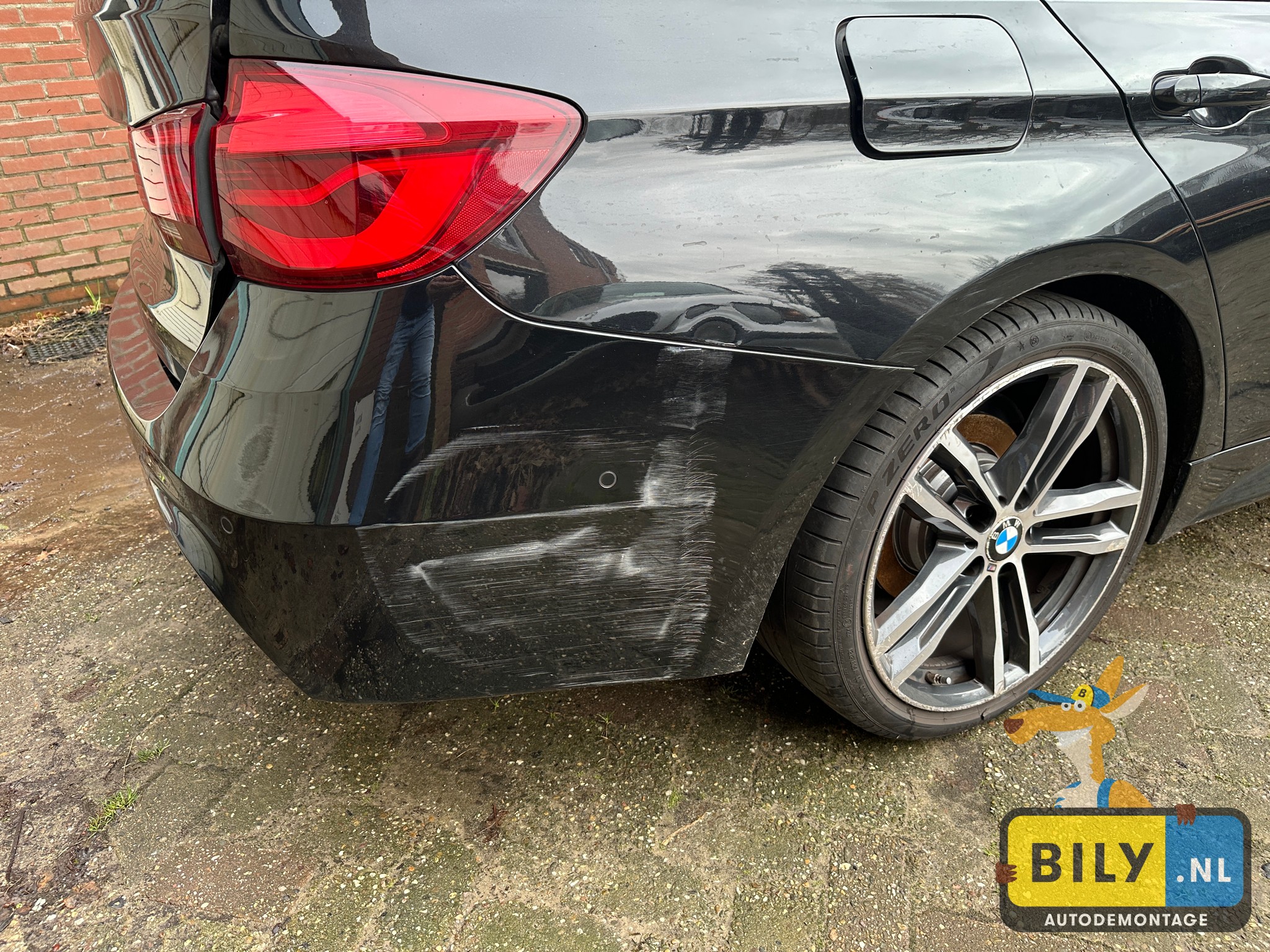 F31 320i B48M Black-sapphire metallic - Afbeelding 7