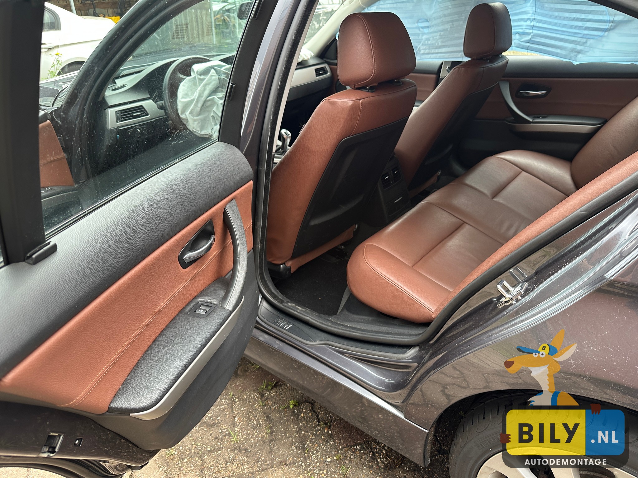 E90 320D sparkling-graphit metallic - Afbeelding 9