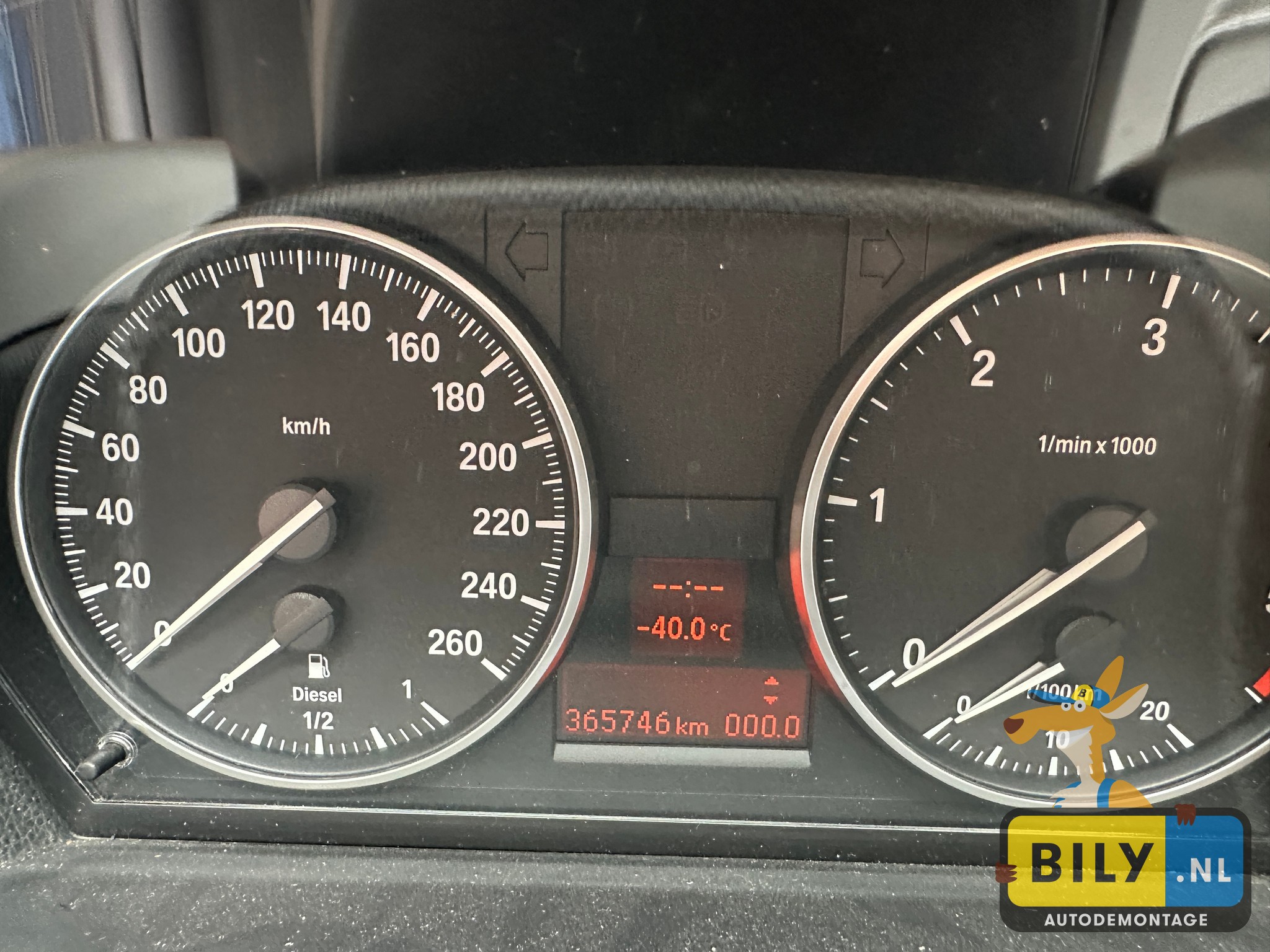 E90 320D sparkling-graphit metallic - Afbeelding 10