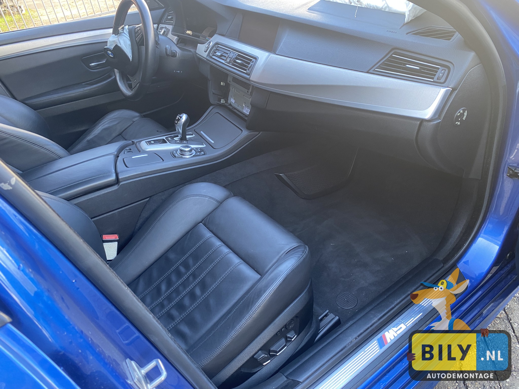 F10 M5 S63 Monte carlo blauw - Afbeelding 13