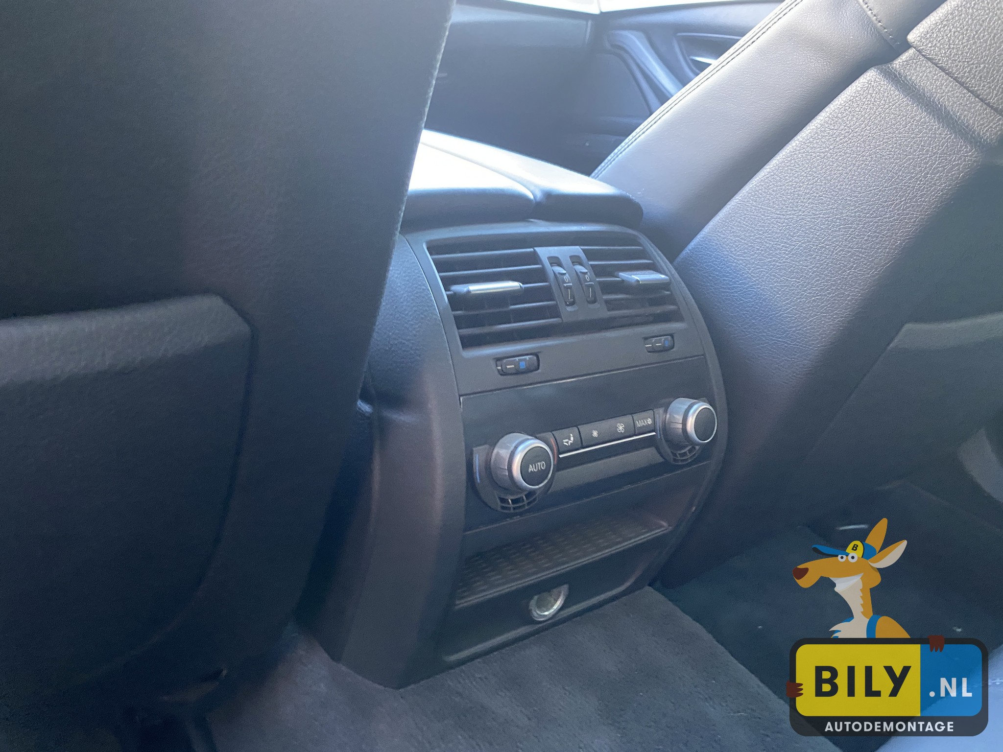 F10 M5 S63 Monte carlo blauw - Afbeelding 23