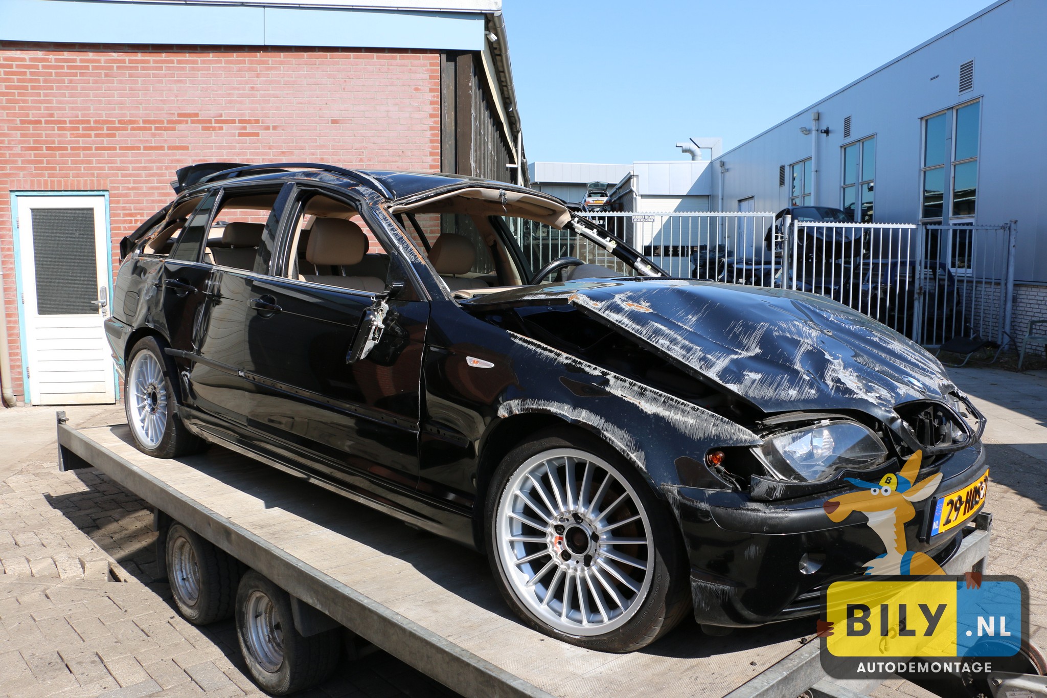 BMW E46 325I Touring M54B25 Black saffier metallic - Afbeelding 5