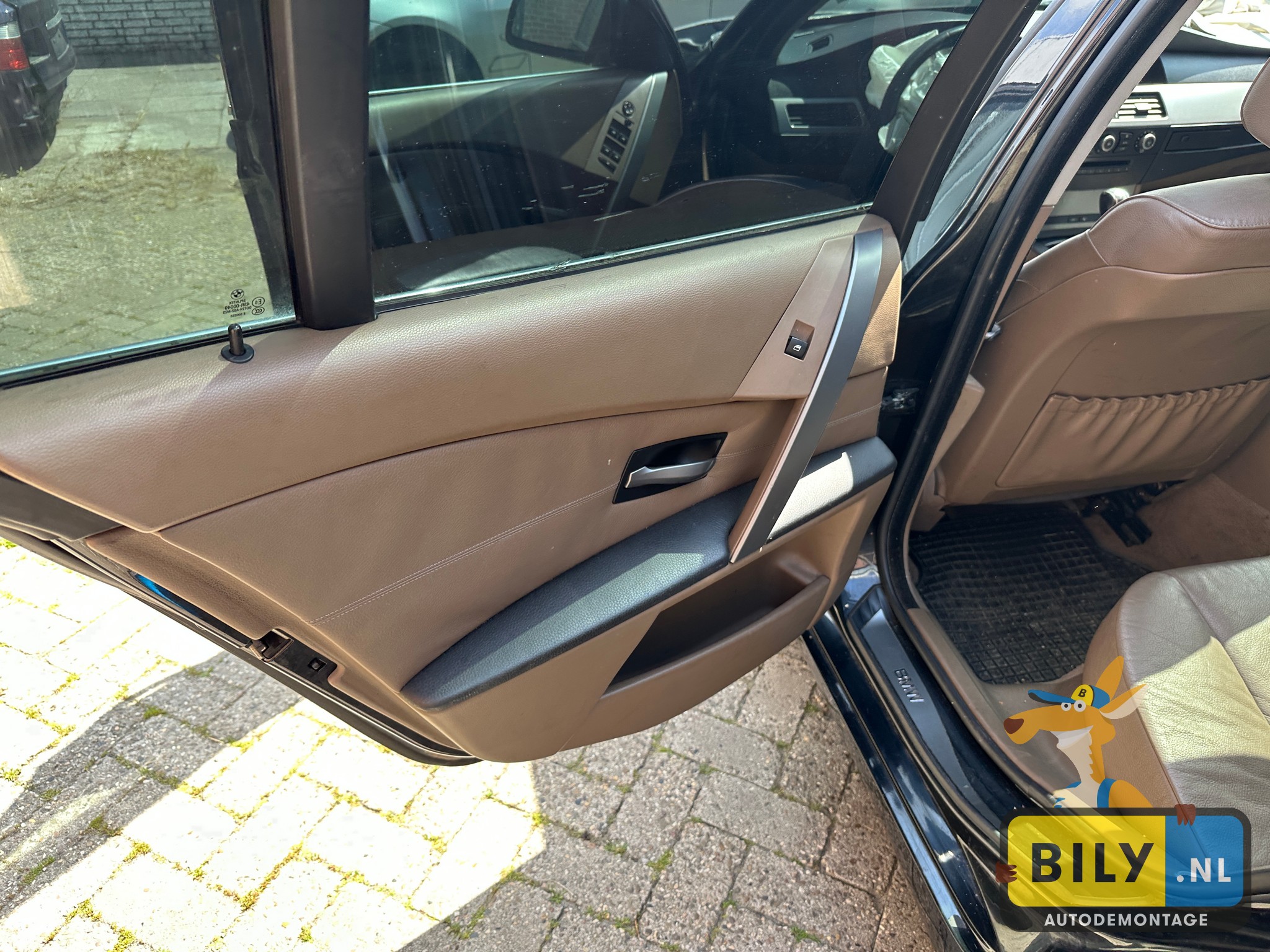 E60 525D M57N black-sapphire metallic - Afbeelding 13