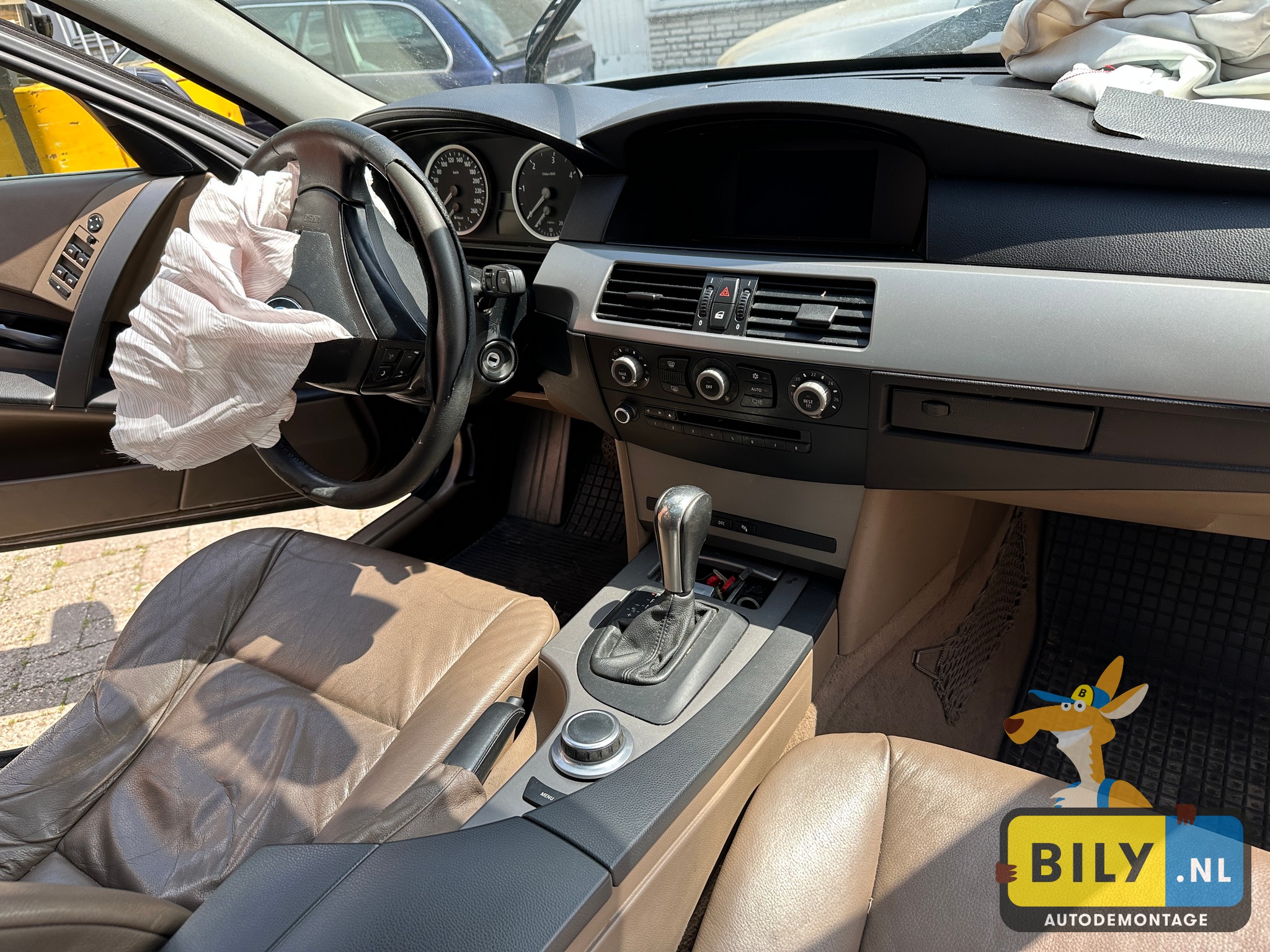 E60 525D M57N black-sapphire metallic - Afbeelding 17