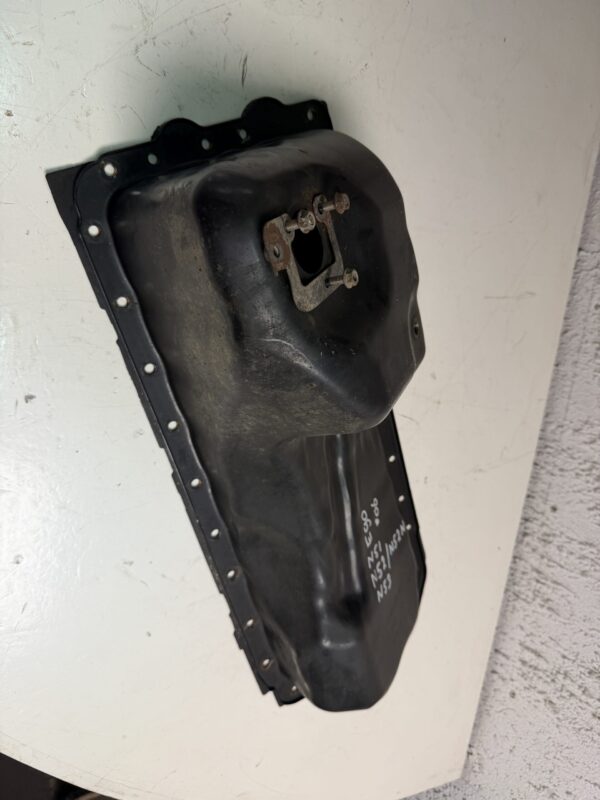 E90 325i 330I carterpan