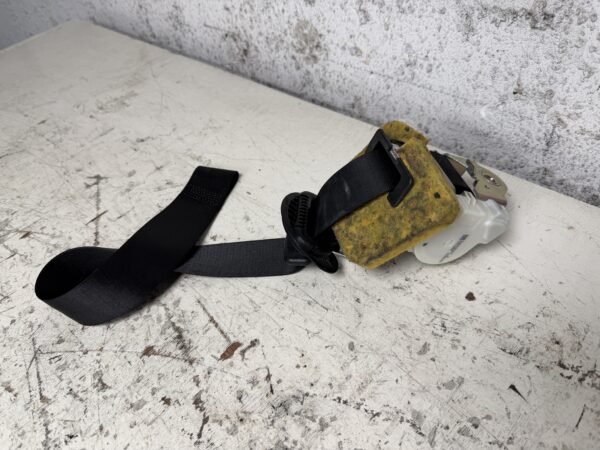 E92 gordel links voor