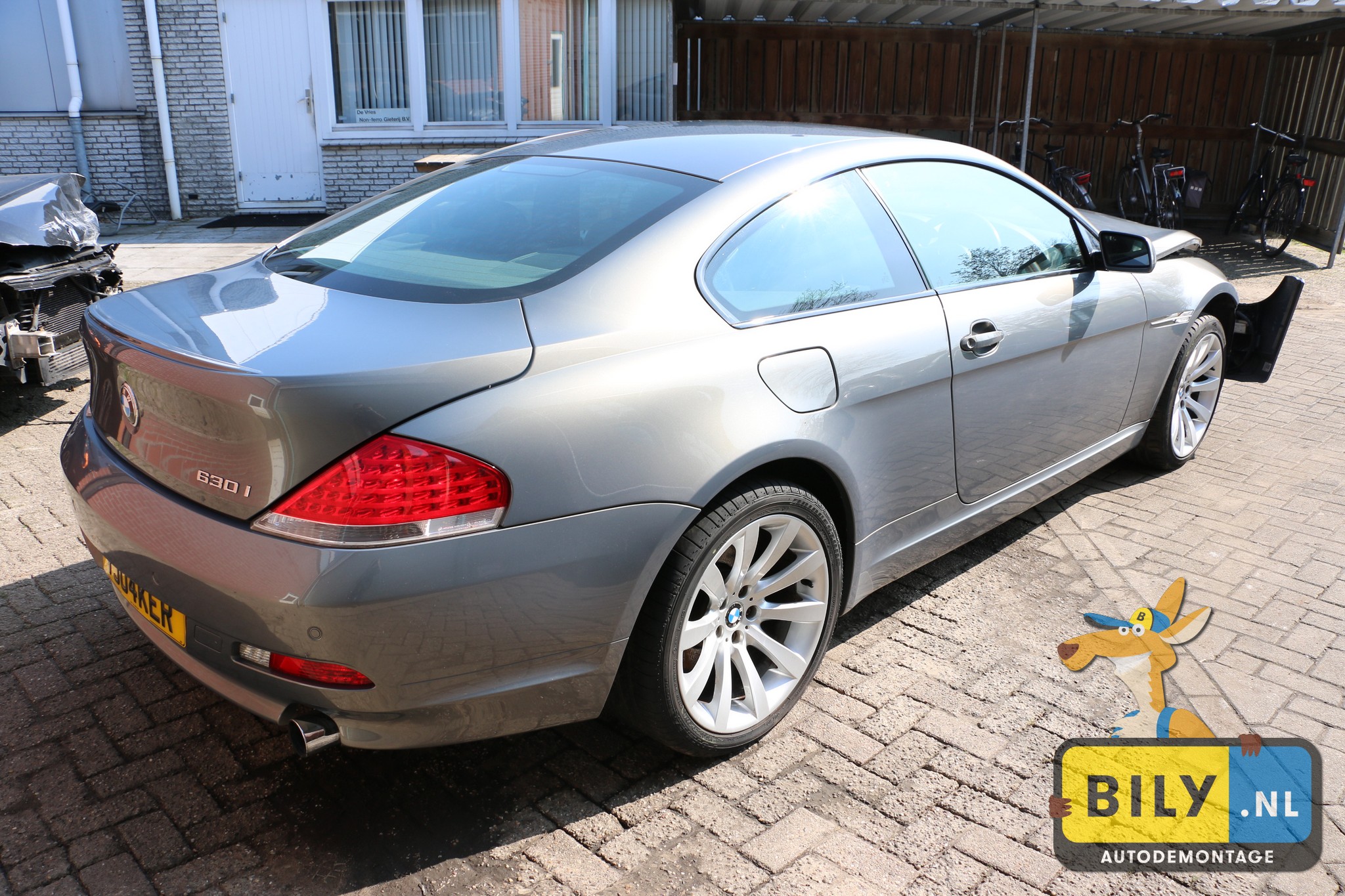 BMW E63 630i N52b30 stratus metallic - Afbeelding 4