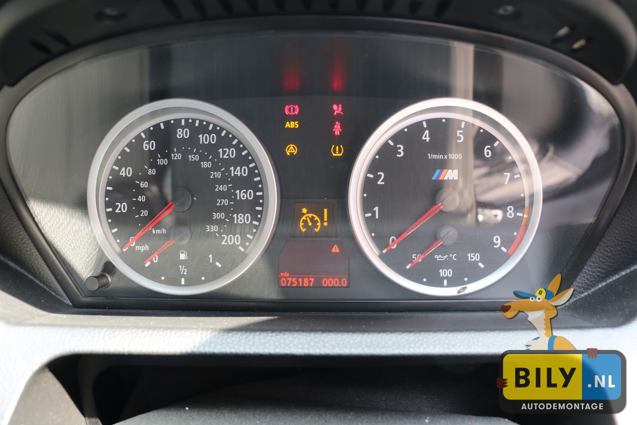 BMW E63 M6 S85 INDIANAPOLIS ROT METALLIC - Afbeelding 22