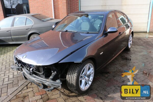 BMW E90 320i N46 Sparkling-graphit metallic