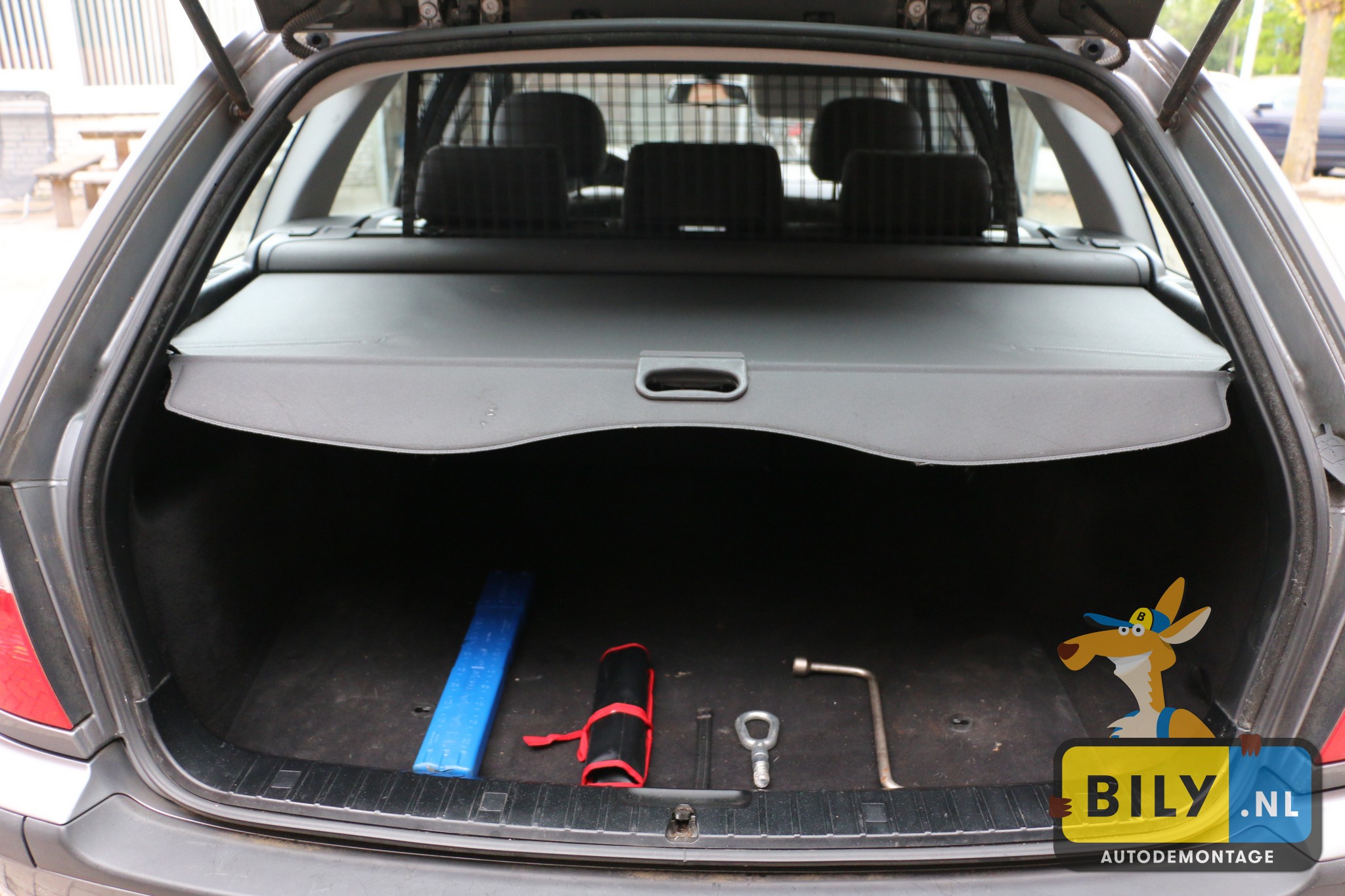 BMW E46 316I Touring N46B18A silbergrau metallic - Afbeelding 15