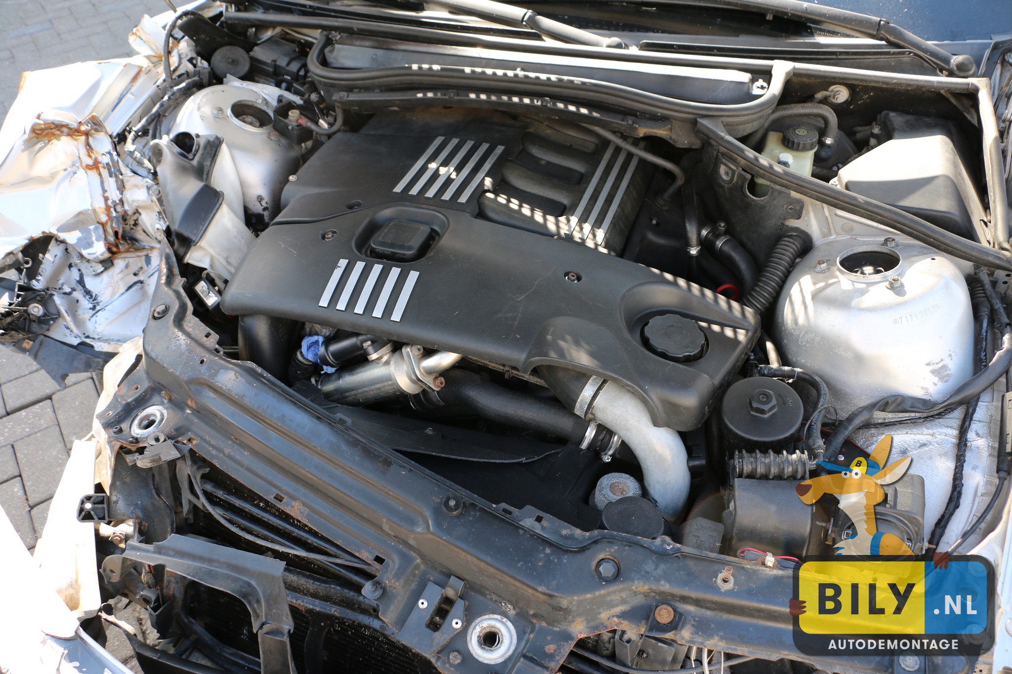 BMW E46 320D sedan M47 titanzilver metallic - Afbeelding 15