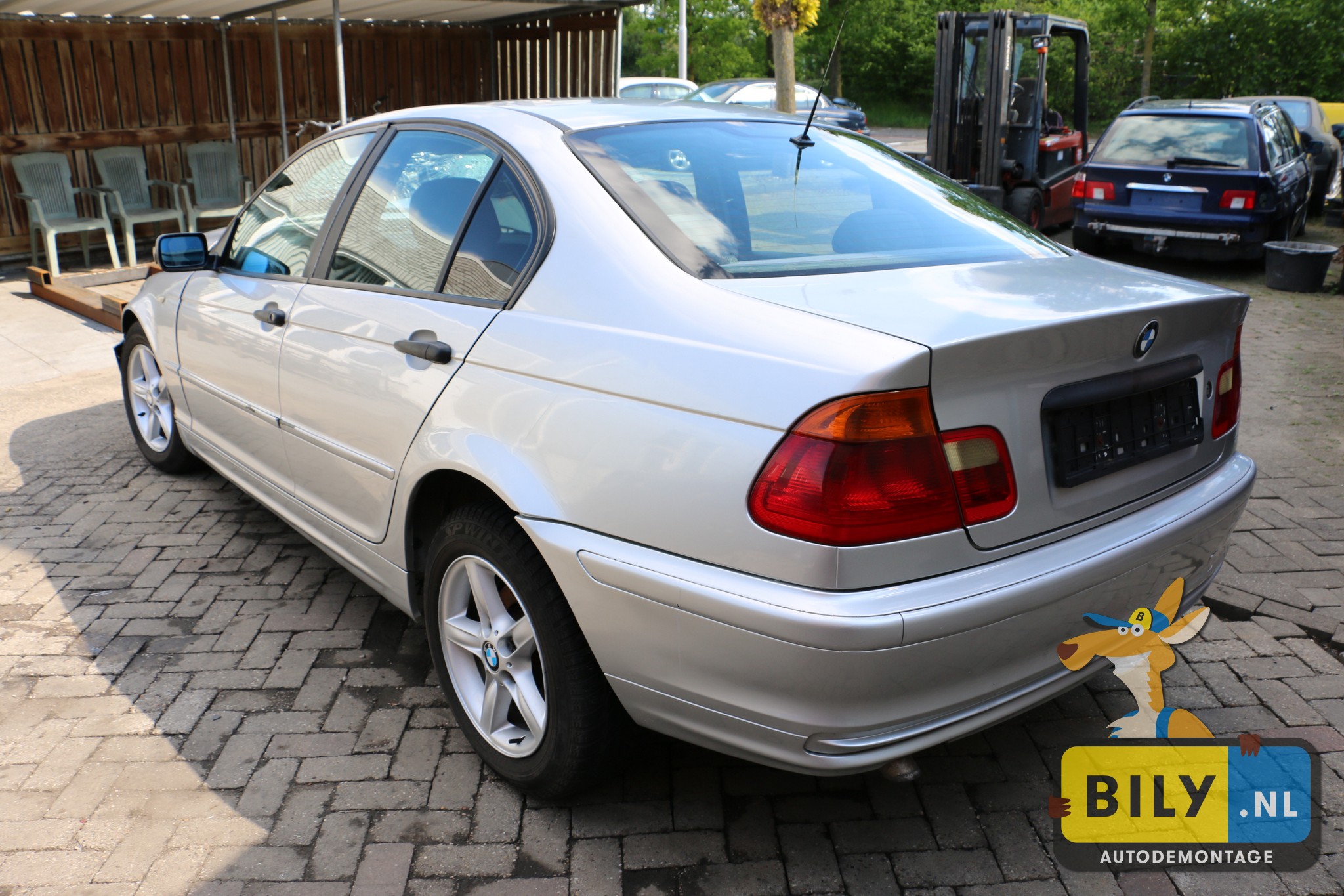 BMW E46 320D sedan M47 titanzilver metallic - Afbeelding 3