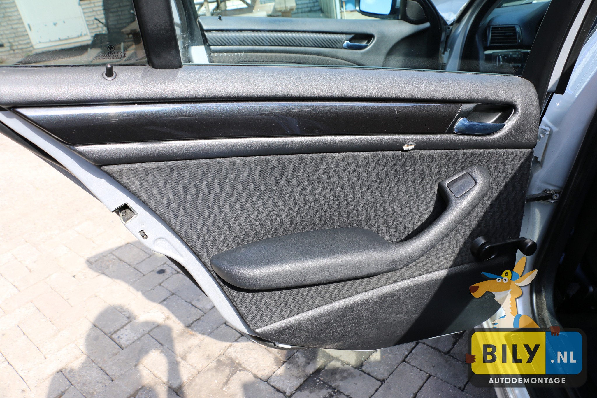 BMW E46 320D sedan M47 titanzilver metallic - Afbeelding 10