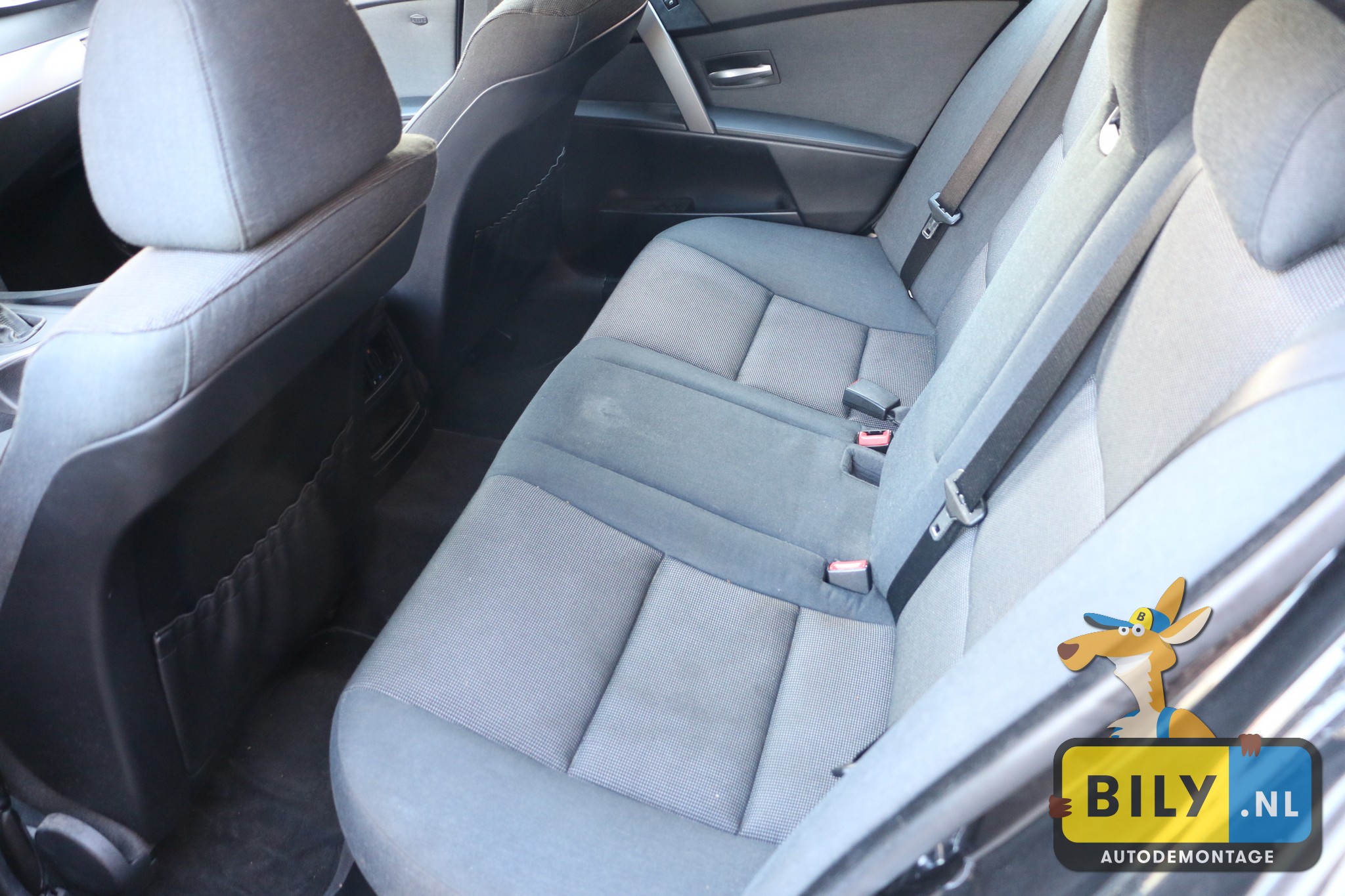 BMW E60 525i M54B25 black sapphire metallic - Afbeelding 10