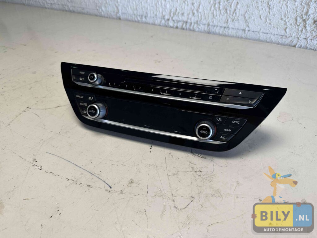 BMW 5 serie G30 aircopaneel touch control