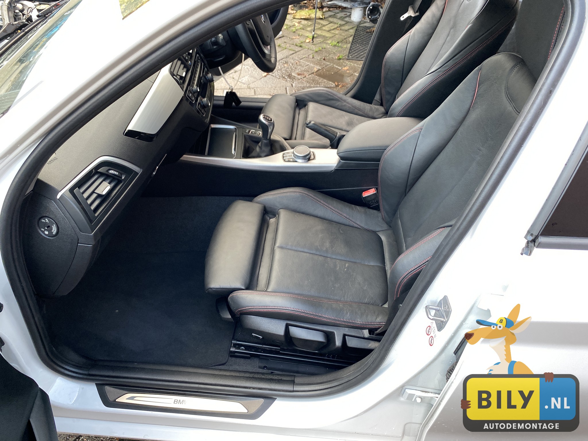 BMW F20 116d B37 Alpineweiss 3 - Afbeelding 16