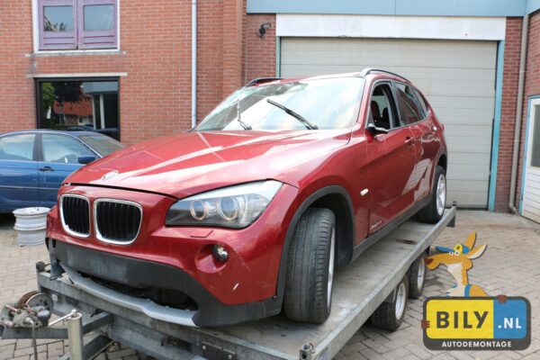 BMW E84 X1 2.0D N47 Vermilionrot metallic