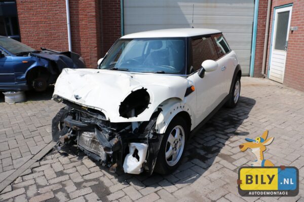 MINI R56 Cooper N12B16 Pepper white