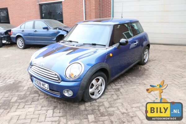 MINI R56 Cooper One N12 Lightning blue metallic