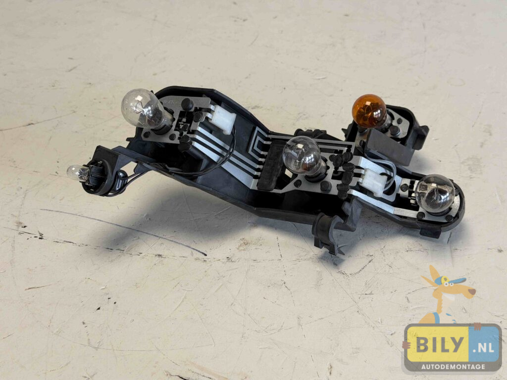 BMW E60 lamphouder rechts achterlicht