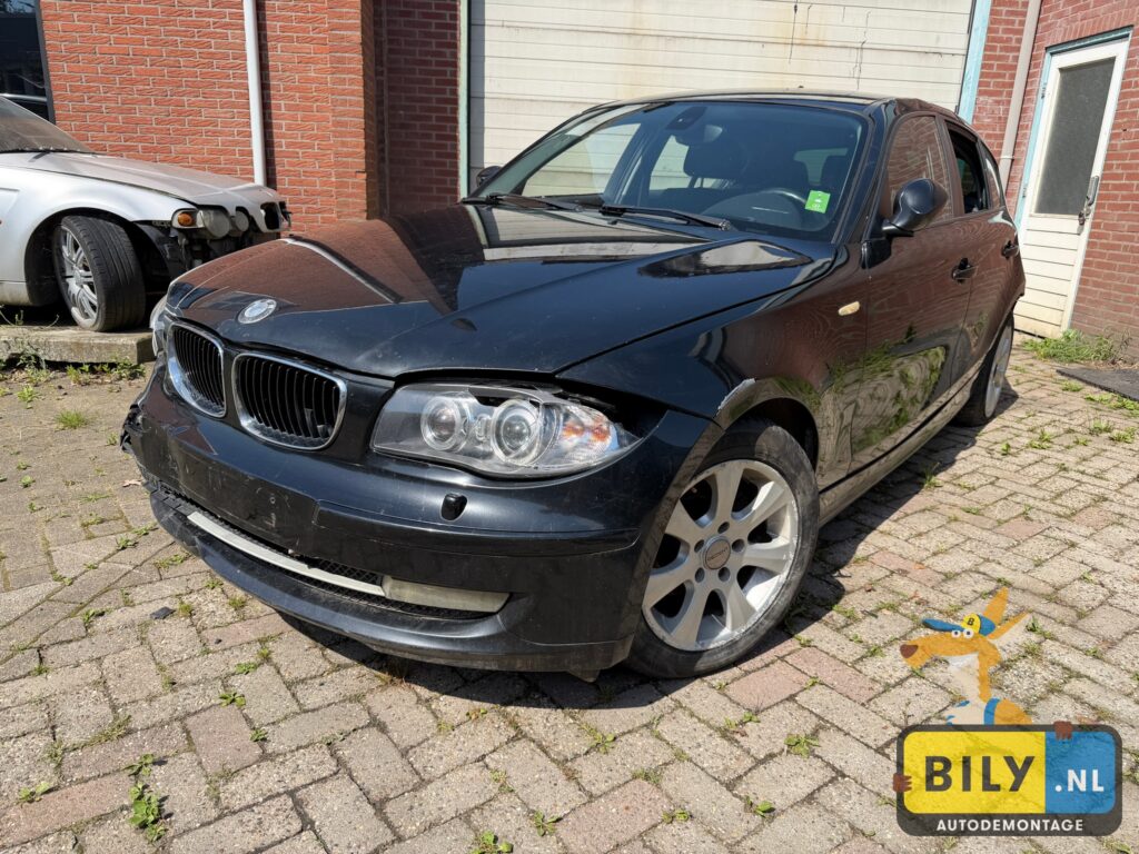 BMW E87 118D N47 black sapphire metallic
