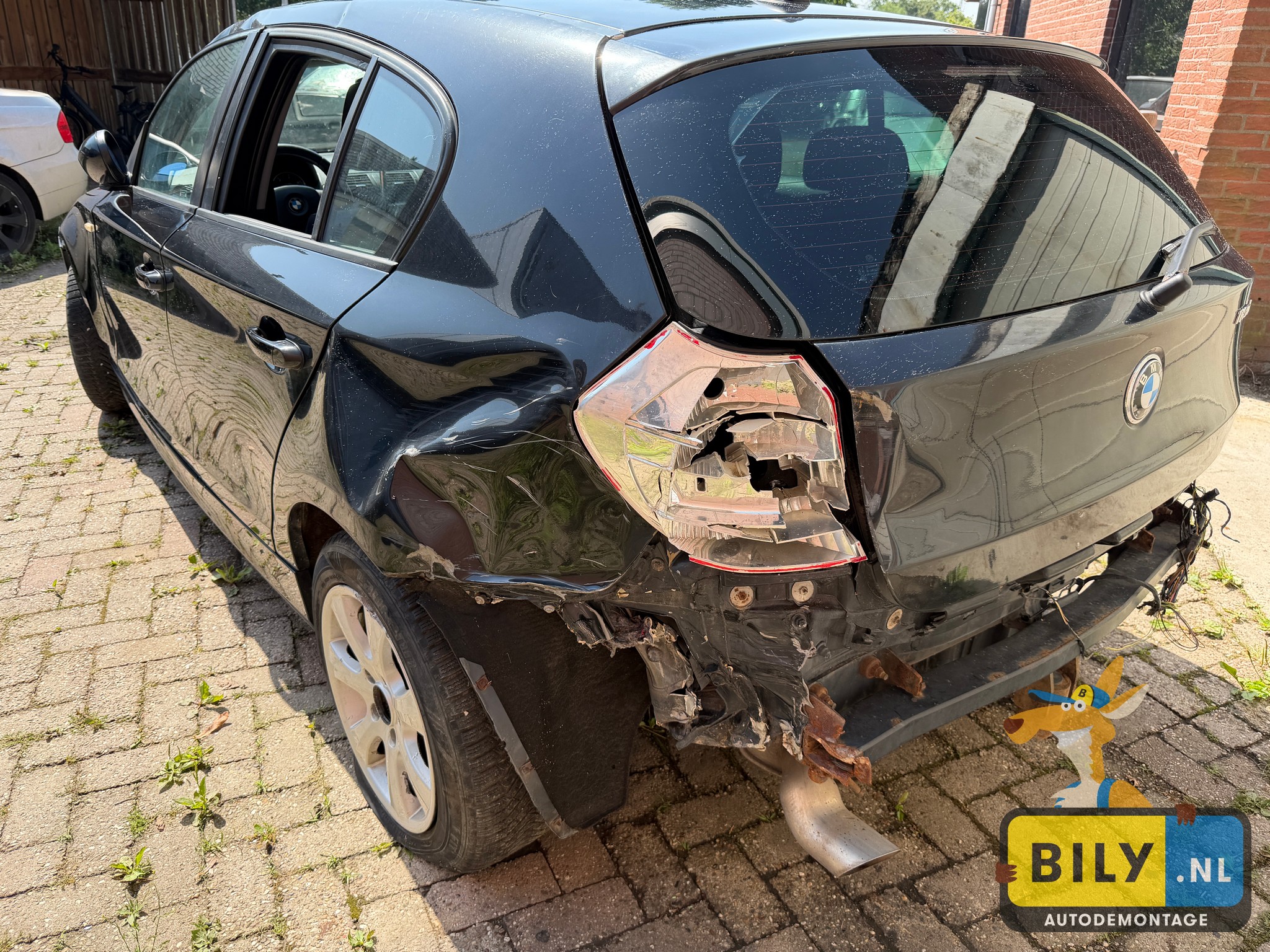 BMW E87 118D N47 black sapphire metallic - Afbeelding 5