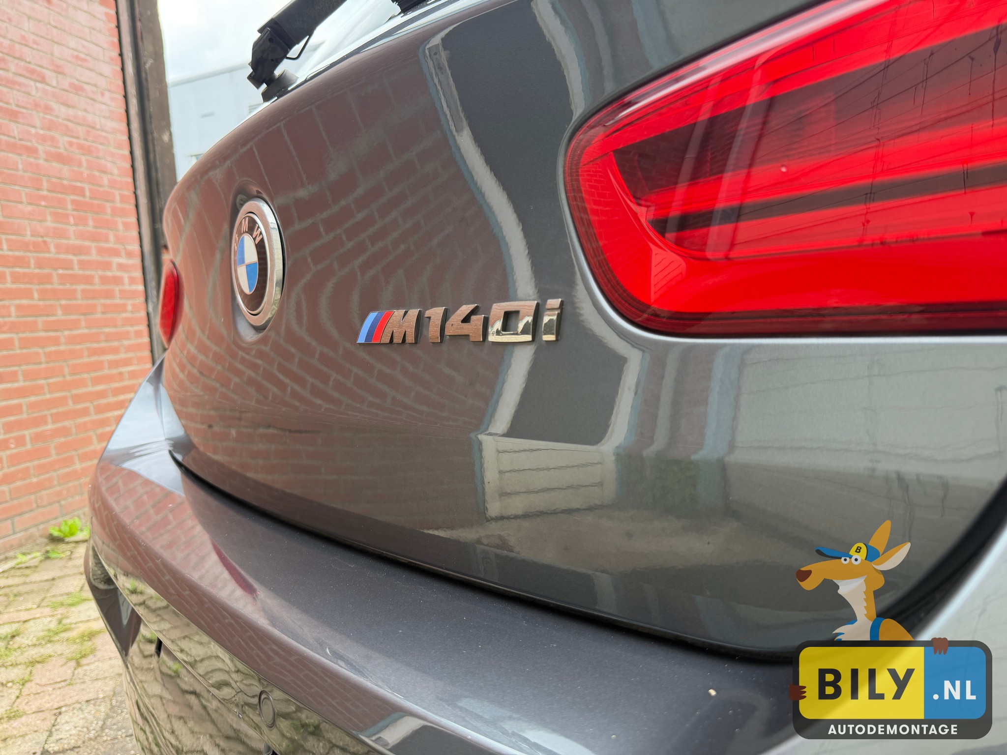 BMW F20 M140i mineral-grau metallic - Afbeelding 11