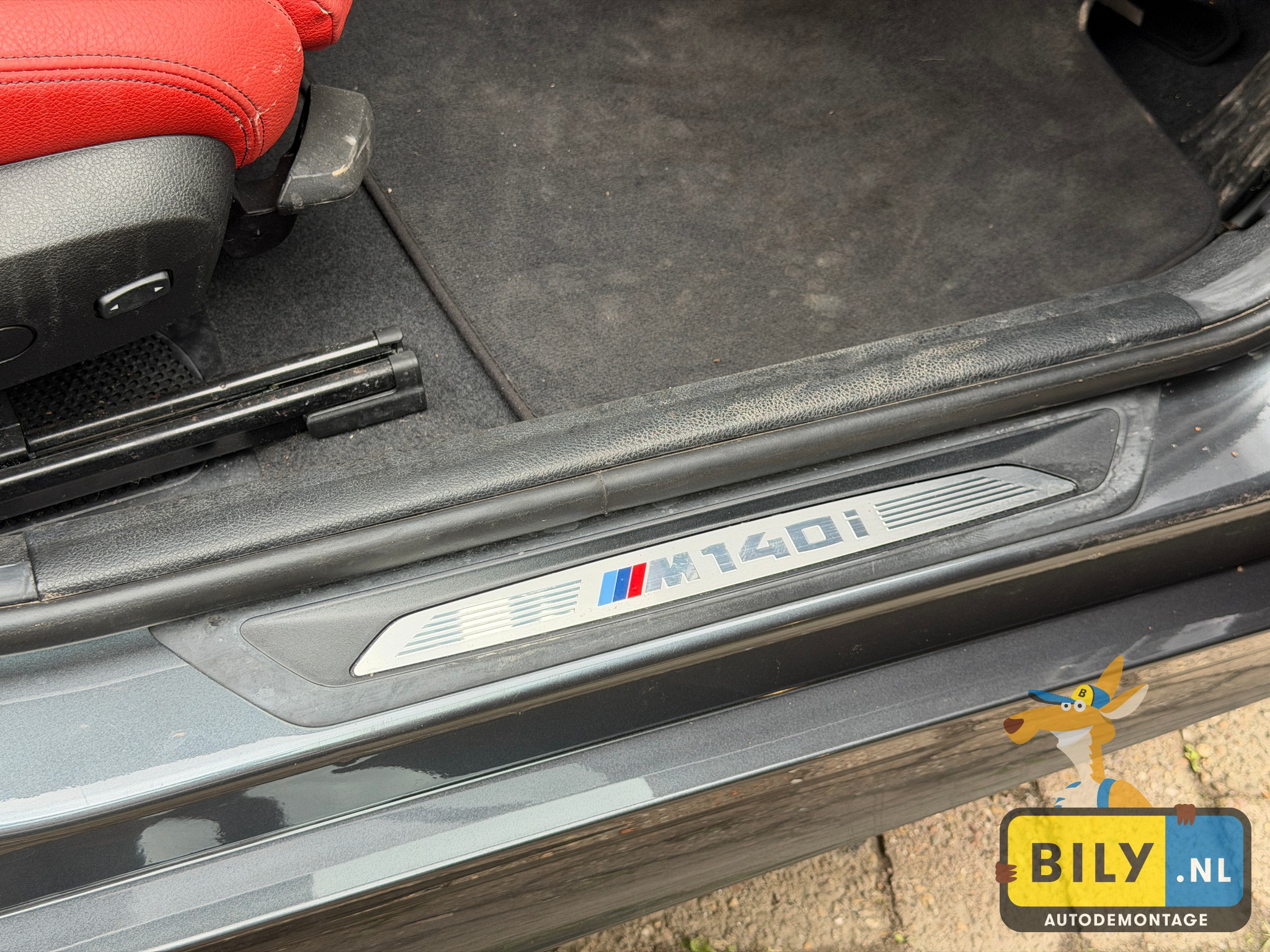 BMW F20 M140i mineral-grau metallic - Afbeelding 16
